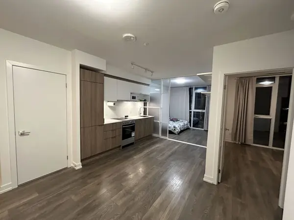 159 Wellesley ST E #303, Toronto C08, ON M4Y 0H5