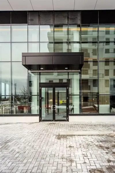 1050 Eastern AVE #PH 1702, Toronto E01, ON M4L 0B7
