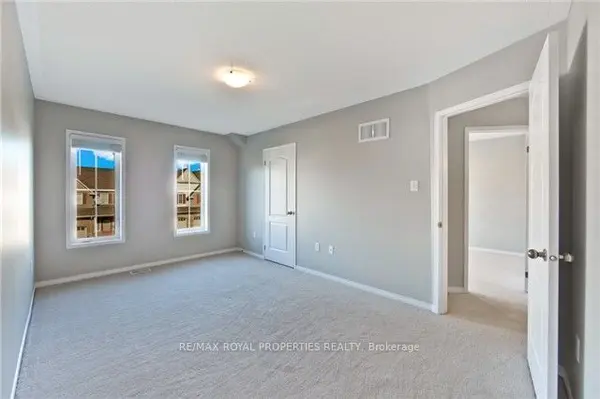 18 Clarepark CT, Ajax, ON L1Z 0J5
