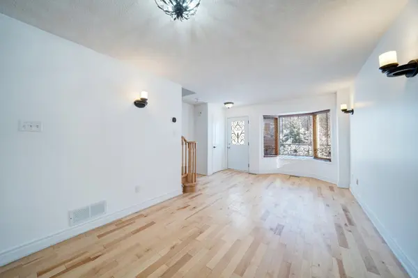 108 Olde Bayview AVE, Richmond Hill, ON L4E 3C7