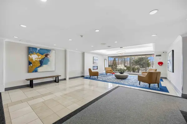 343 Clark AVE W #506, Vaughan, ON L4J 7K5