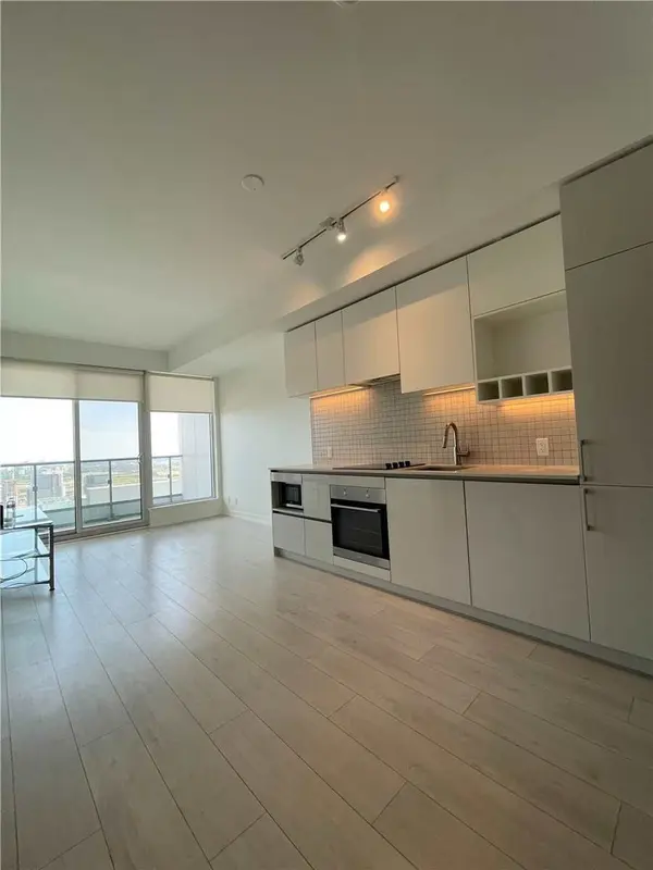 5 Buttermill AVE #3205, Vaughan, ON L4K 0J5