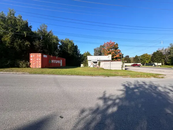 156 ROBERT ST, Penetanguishene, ON L9M 1P8