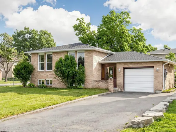 1 Oriole CT, Barrie, ON L4M 5N1