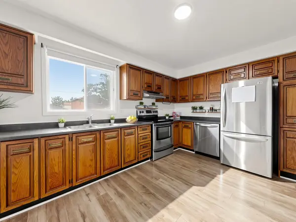 1 Oriole CT, Barrie, ON L4M 5N1