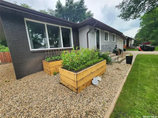1111 Hudson ROAD, Estevan, SK S4A 1Z1