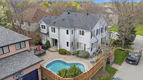 2112 Novis WAY, Burlington, ON L7L 6M7