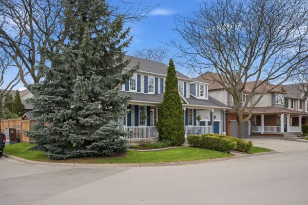 2112 Novis WAY, Burlington, ON L7L 6M7