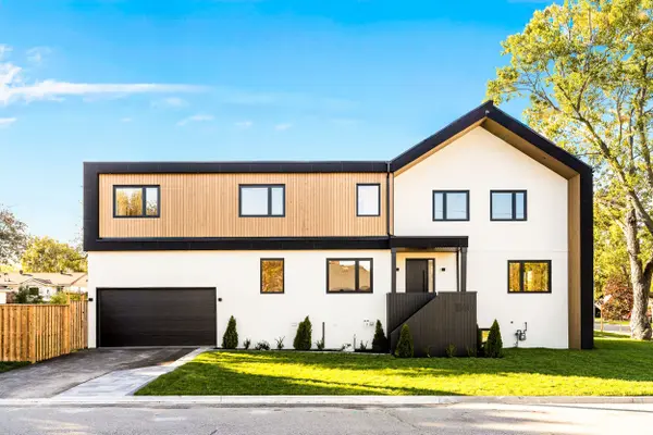 1140 Ogden AVE, Mississauga, ON L5E 2G9
