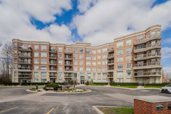 483 Faith DR #202, Mississauga, ON L5R 0A1