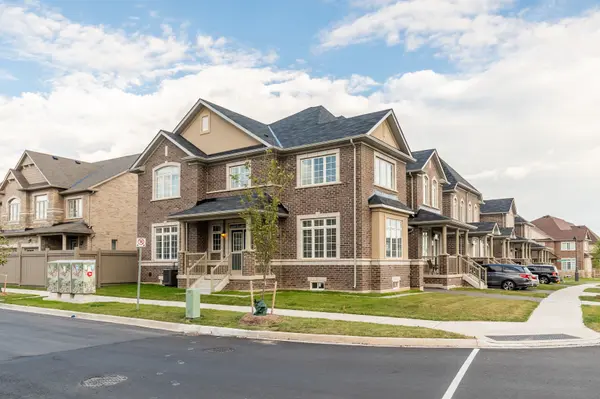 388 Grindstone TRL, Oakville, ON L6H 0S1
