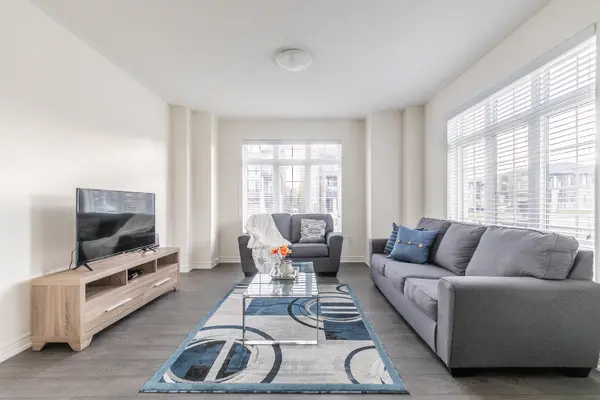 388 Grindstone TRL, Oakville, ON L6H 0S1
