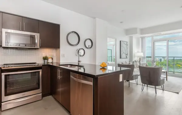 55 Speers RD #1605, Oakville, ON L6K 0H9