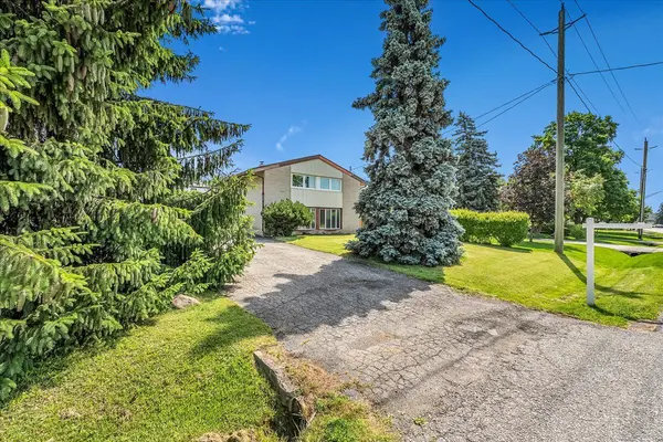433 Seabourne DR, Oakville, ON L6L 4E9