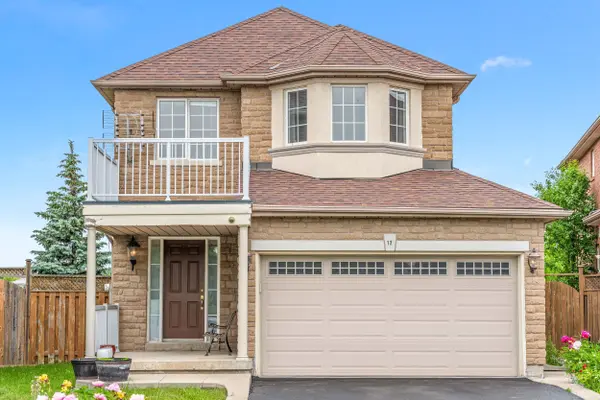 12 Stirrup CT, Brampton, ON L6X 4Y1