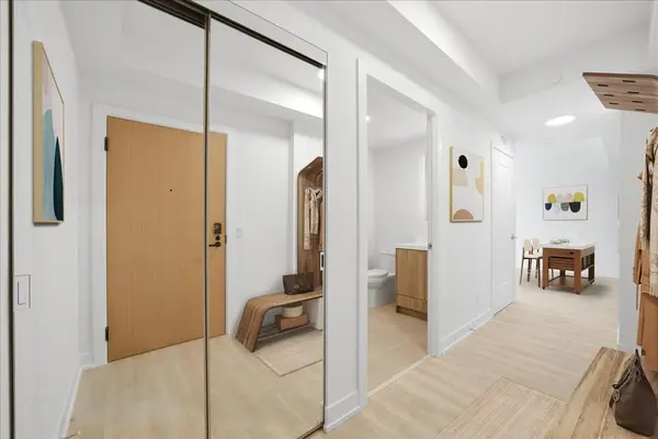 25 Cordova AVE #1912, Toronto W08, ON M9A 0E5