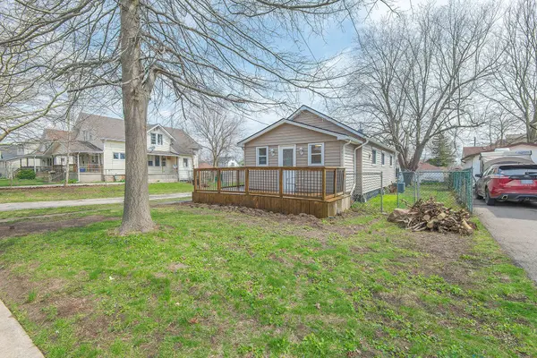 243 North ST N, Fort Erie, ON L2A 3R9