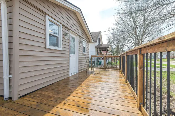 243 North ST N, Fort Erie, ON L2A 3R9