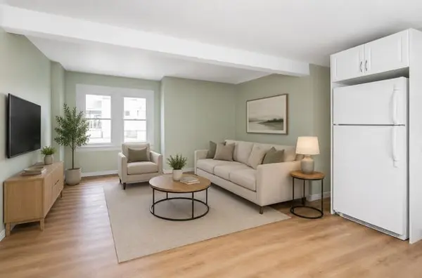 243 North ST N, Fort Erie, ON L2A 3R9