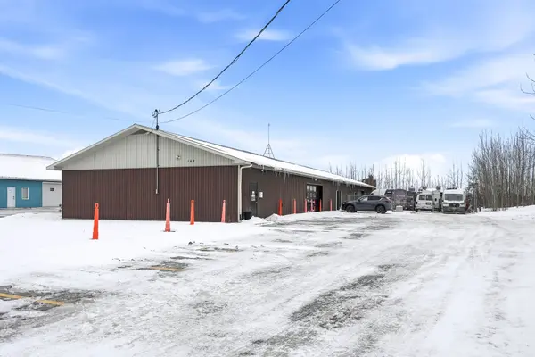 162 Wescar LN, Carp - Huntley Ward, ON K0A 1L0