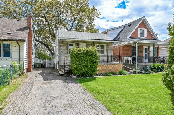 584 WATERLOO ST, Hamilton, ON L8H 6V5
