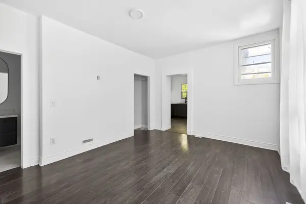 99 Leeming ST, Hamilton, ON L8L 5T5