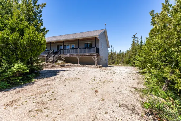 62 McIvor DR, Northern Bruce Peninsula, ON N0H 1Z0