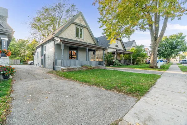 7 Marmora ST, London East, ON N5Z 1Z4