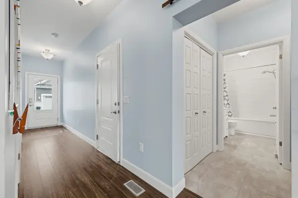 24 George ST N #18, Minto, ON N0G 1Z0