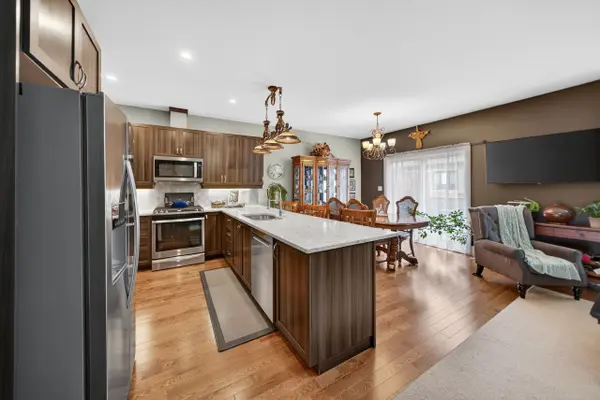 32 Curtis ST, Prince Edward County, ON K0K 2T0