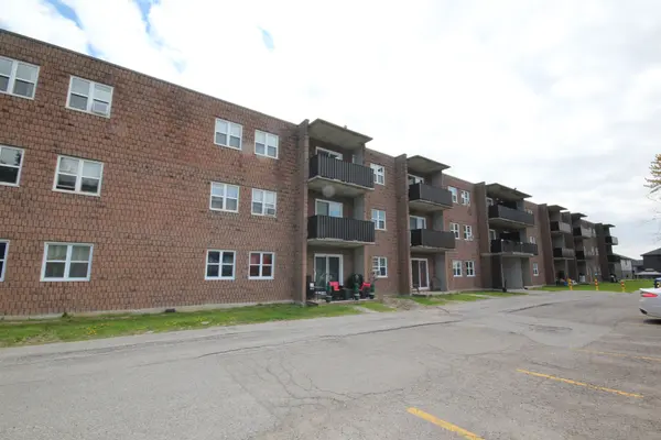 276 Merritt AVE #306, Chatham-kent, ON N7M 3G1