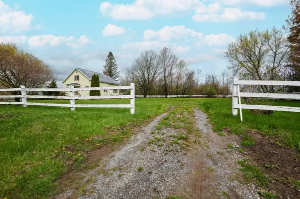 1270 County 34 RD, North Glengarry, ON K0B 1E0