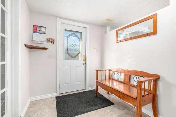 3836 Leitrim RD, Leitrim, ON K1G 3N4