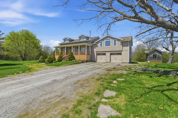 126 Salem RD, Prince Edward County, ON K0K 1A0