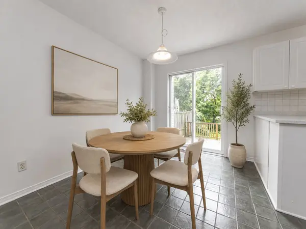 135 Margrave AVE, Hunt Club - South Keys And Area, ON K1T 3X8