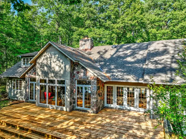 470 Indian Point RD, Kawartha Lakes, ON K0M 1K0