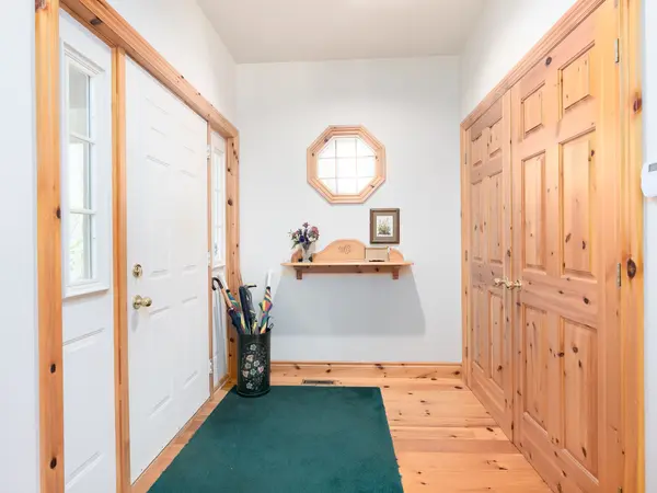 470 Indian Point RD, Kawartha Lakes, ON K0M 1K0