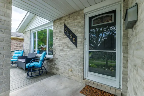 6096 Crimson DR, Niagara Falls, ON L2G 7S5