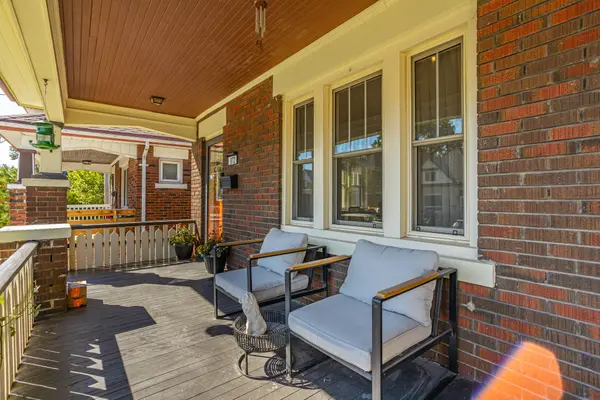 872 Lovett ST, London East, ON N5Z 1N5