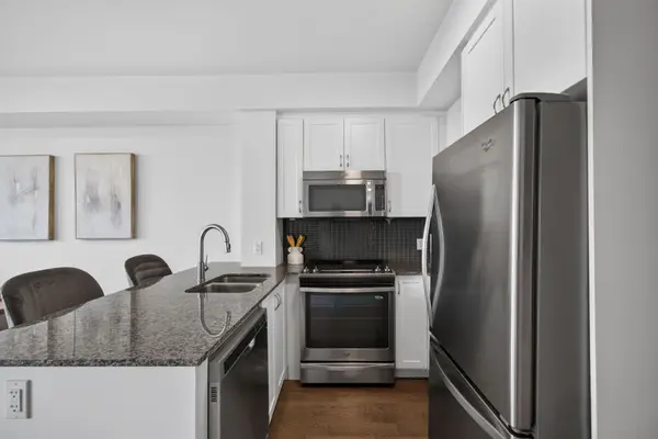 1035 Bank ST #1501, Glebe - Ottawa East And Area, ON K1H 7R1