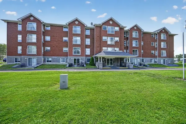 274 Ormond ST #308, Brockville, ON K6V 6Z7