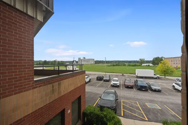 1717 2nd AVE E #201, Owen Sound, ON N4K 1Y9