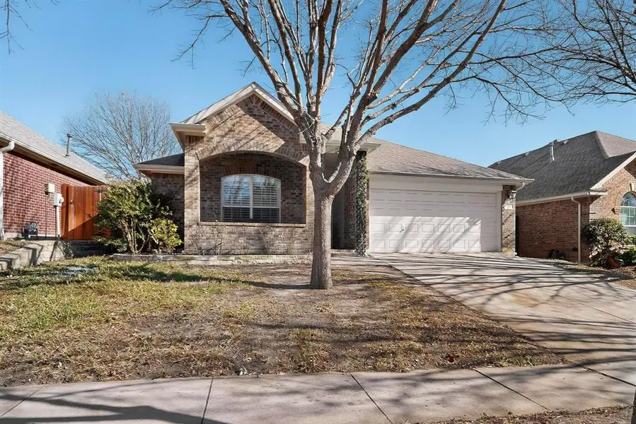 9108 Brinson Drive, Fort Worth, TX 76244