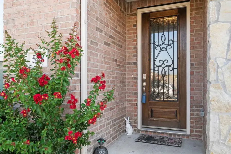 528 Retama Drive, Fort Worth, TX 76108