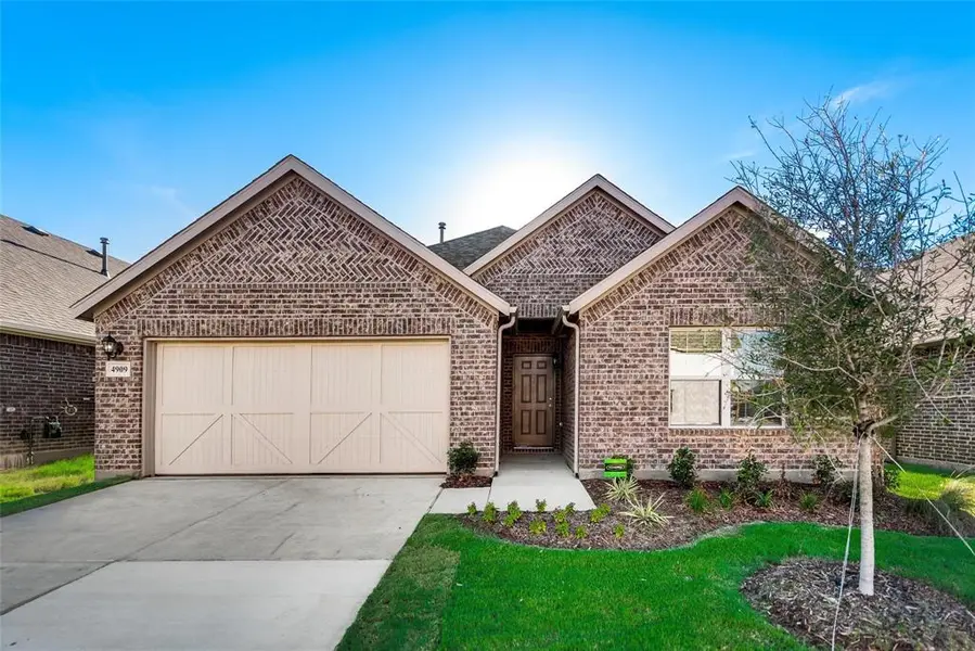 4909 Cleves Avenue, Celina, TX 75009