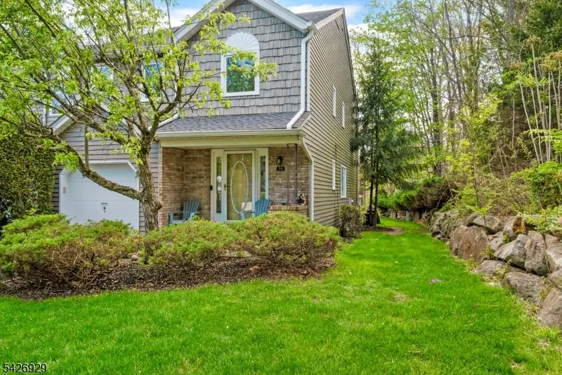 94 Edgefield Dr, Parsippany-troy Hills Twp., NJ 07950