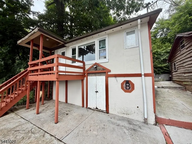 1 S Lakeside Ave #1B, Jefferson Twp., NJ 07849