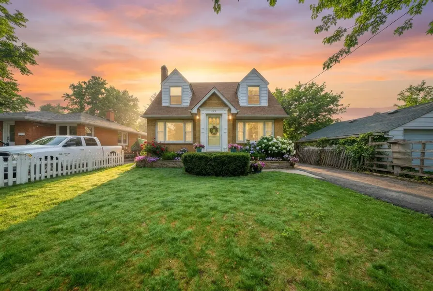 243 Sydney ST, Milton, ON L9T 1E2