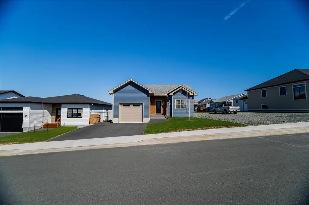 17 Electra Drive, St. John's, NL A1A 0V3