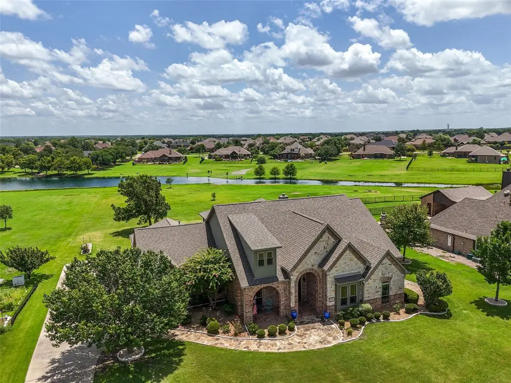 10204 County Road 213, Talty, TX 75126